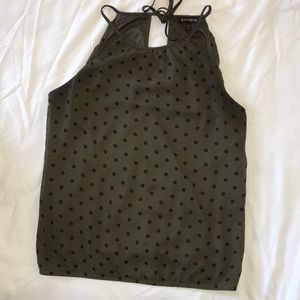 Express sleeveless A line top size M